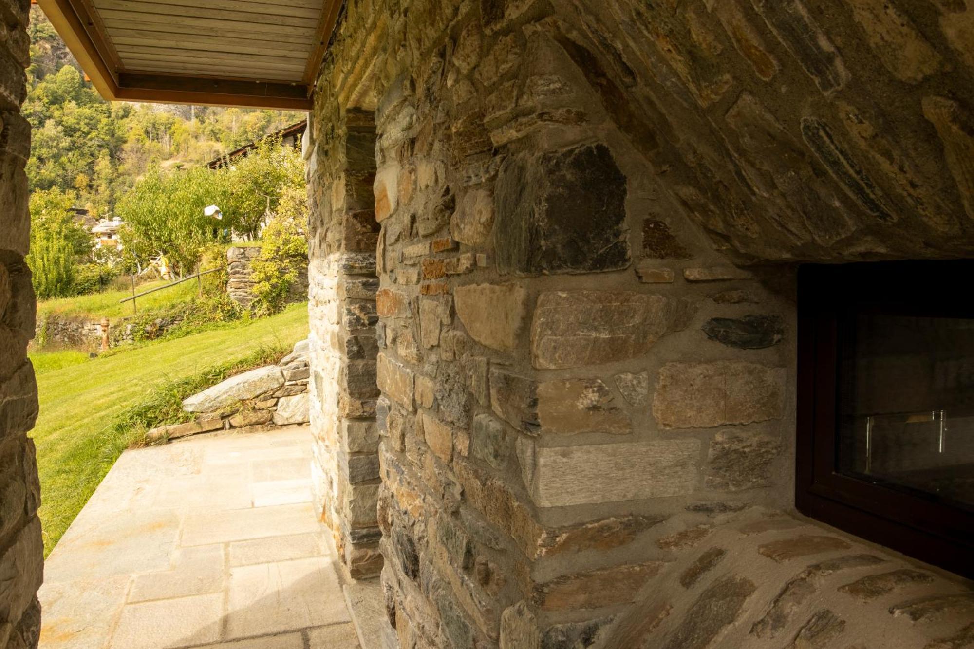 Little Paradise - Ampio Monolocale Arvier Exterior foto